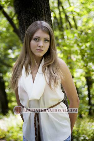 141528 - Anna Age: 25 - Ukraine