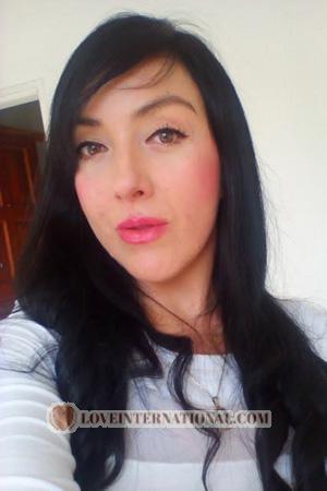 171211 - Naymme Age: 43 - Colombia