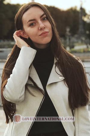 190142 - Alina Age: 23 - Ukraine