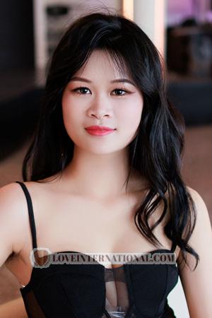 213638 - Sisi Age: 21 - China