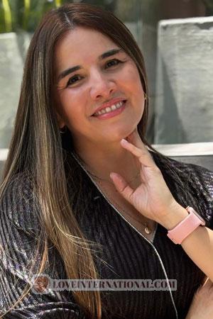 223829 - Liliana Age: 49 - Colombia