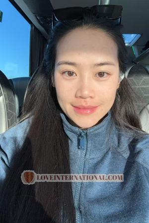 226432 - Lan Age: 36 - China