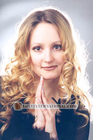 52176 - Anna Age: 35 - Ukraine